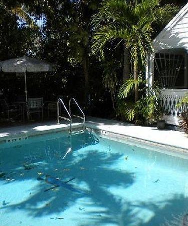 Blue Parrot Inn Key West Facilities photo