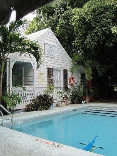 Blue Parrot Inn Key West Facilities photo